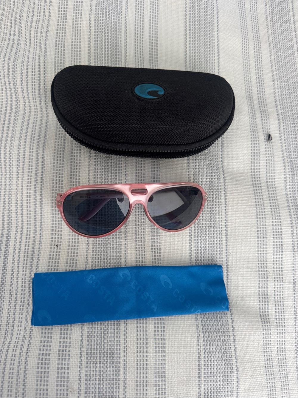 Costa Grand Catalina Pink Women’s Sunglasses with Black Zip Case 580P Lens